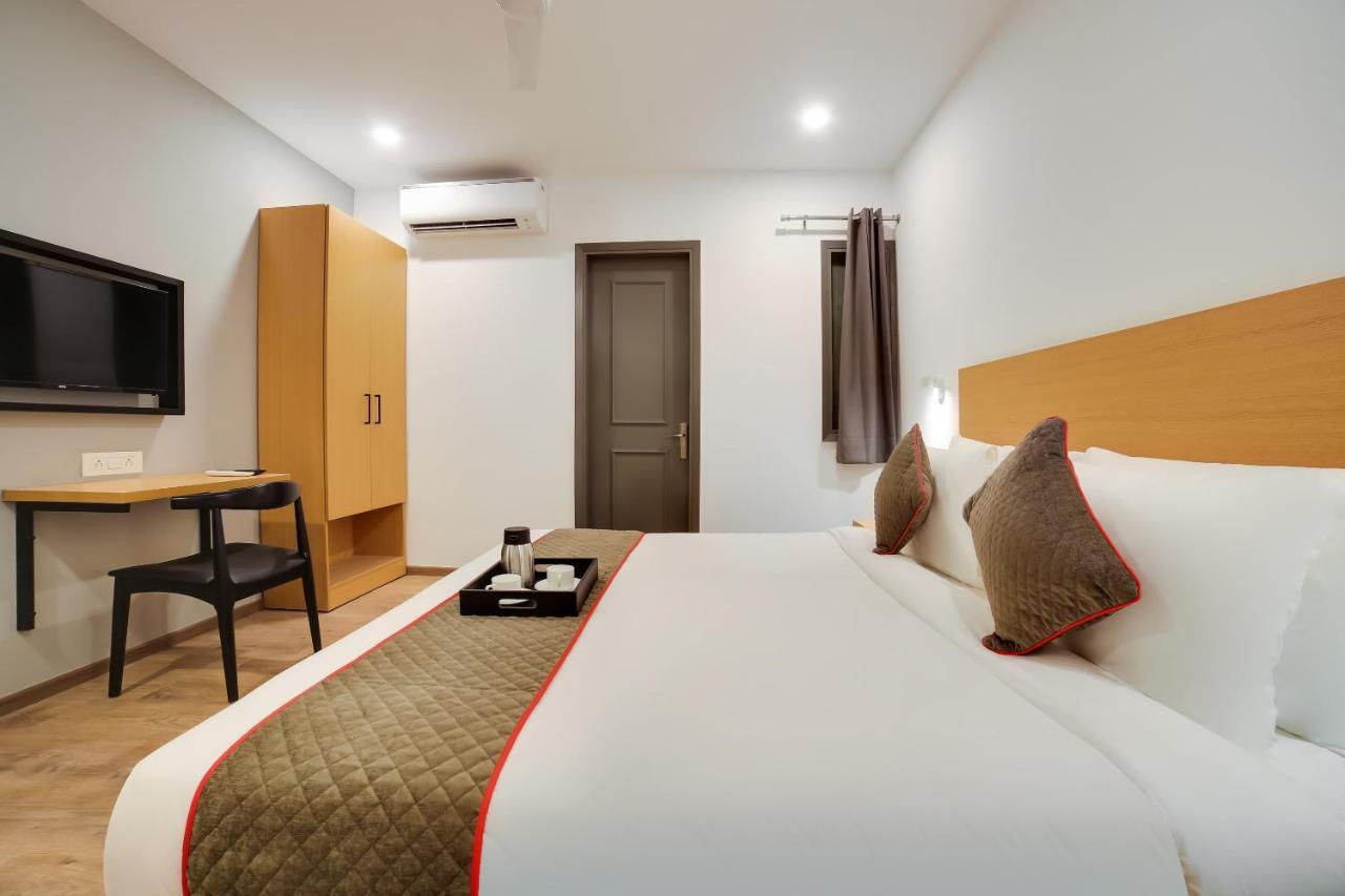 Oyo Townhouse 019 Anand Vihar Hotell New Delhi Exteriör bild