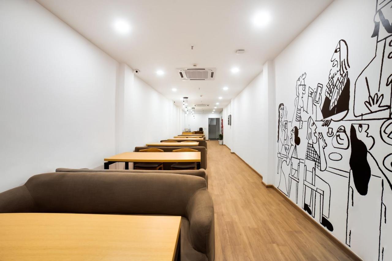 Oyo Townhouse 019 Anand Vihar Hotell New Delhi Exteriör bild